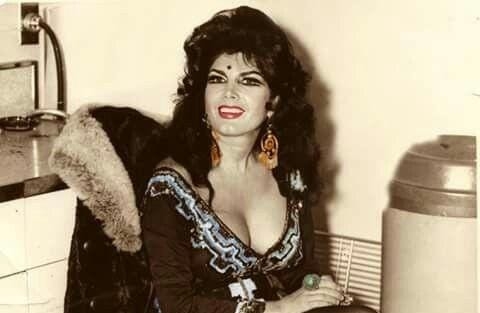 Irma Serrano "La Tigresa" fue una cantante, actriz y política mexicana.