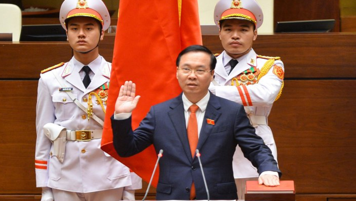 Vietnam elige a Vo Van Thuong como nuevo presidente del país