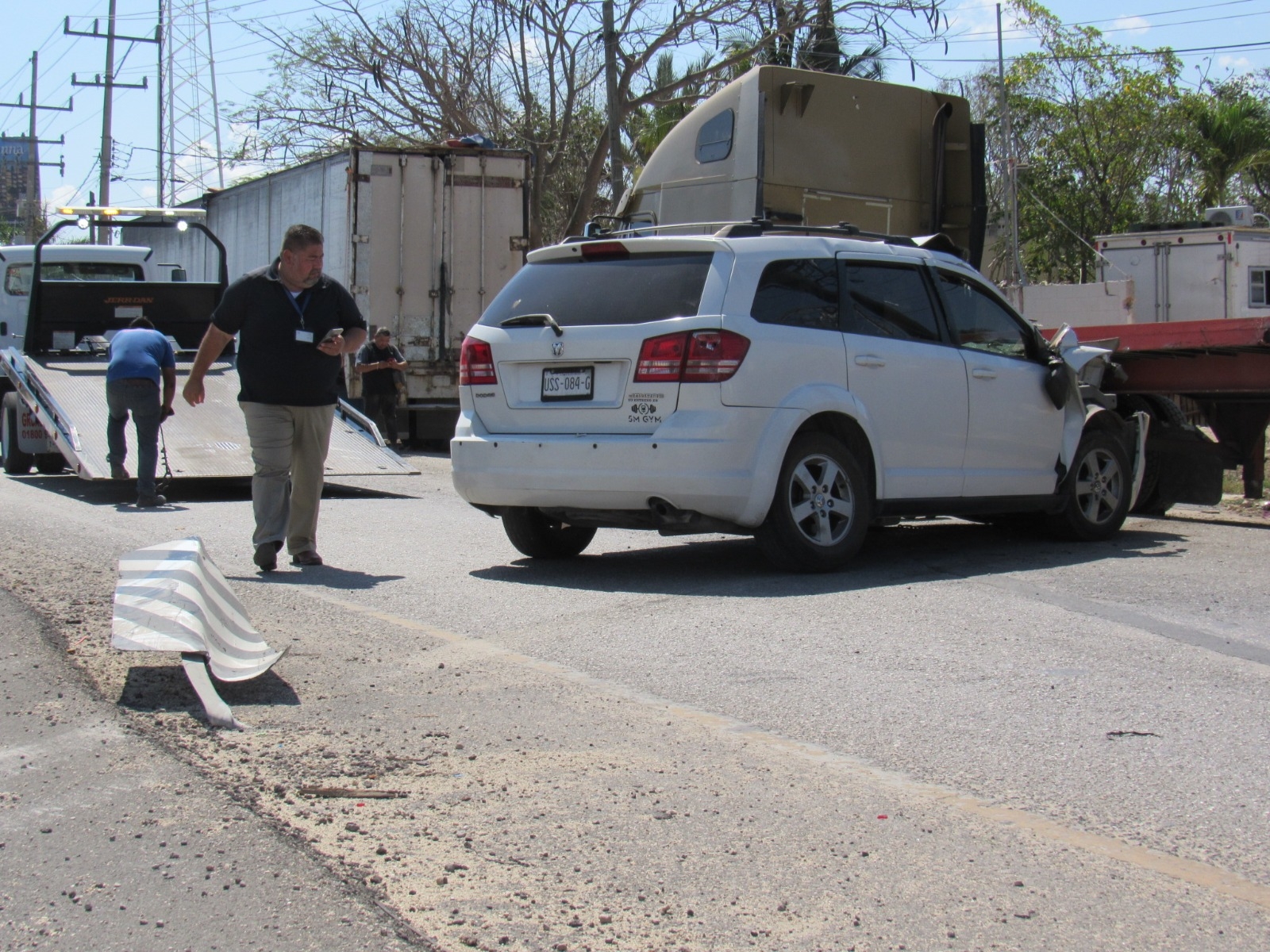 Automovilista choca junto a su bebé de 3 meses en la carretera Mérida-Cancún