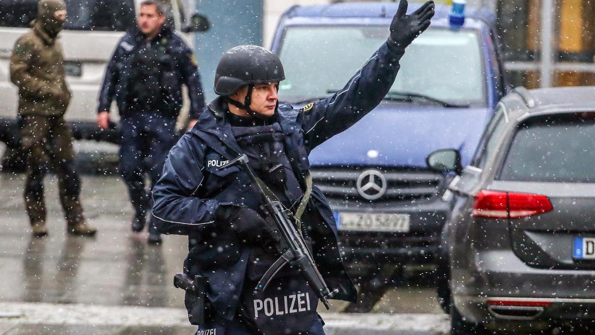 Movilización policiaca en Alemania por toma de rehenes en una farmacia
