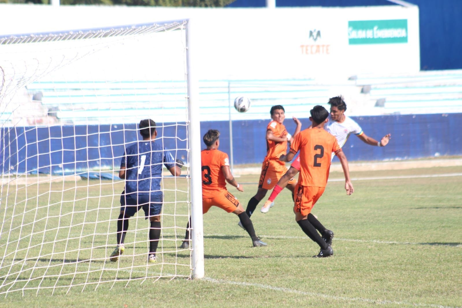 Pioneros Juniors de Cancún obtuvieron la victoria ante los Tigrillos del Deportivo Chetumal con un marcador de 2-1