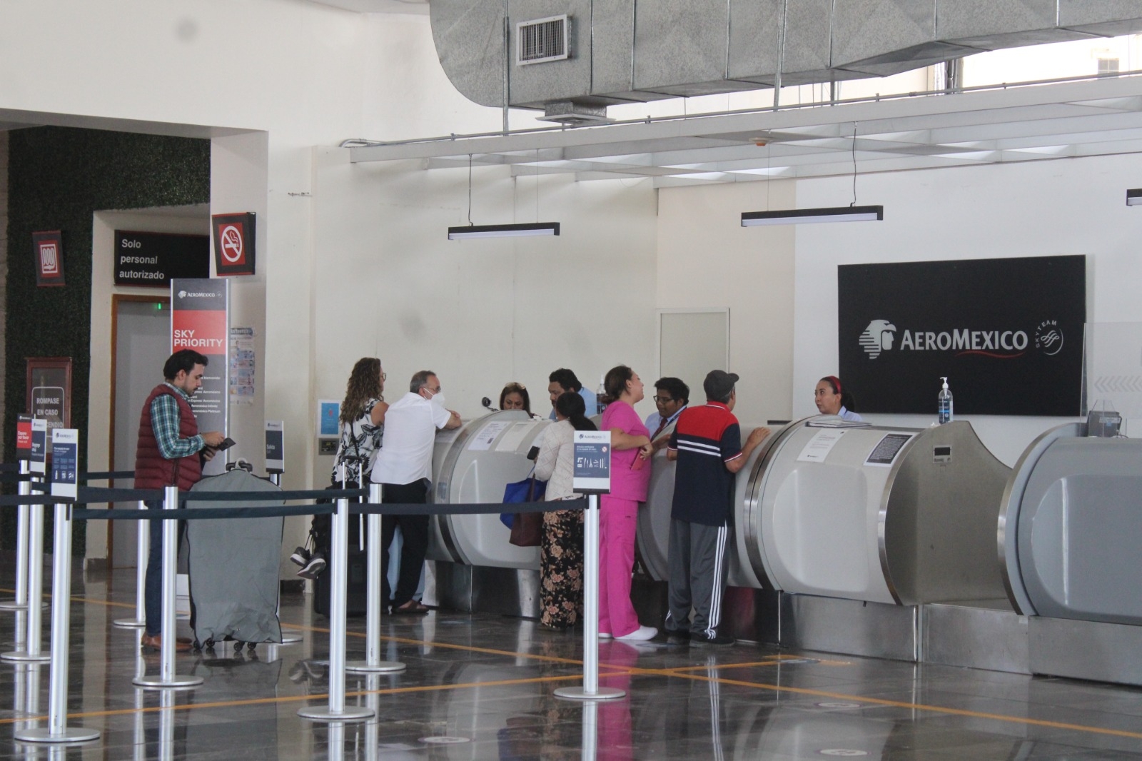 Aeroméxico traslada a 185 pasajeros en la ruta Campeche-CDMX este lunes