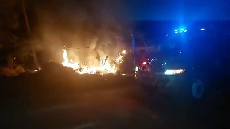 Reportan fuerte incendio en la colonia 10 de mayo en Campeche
