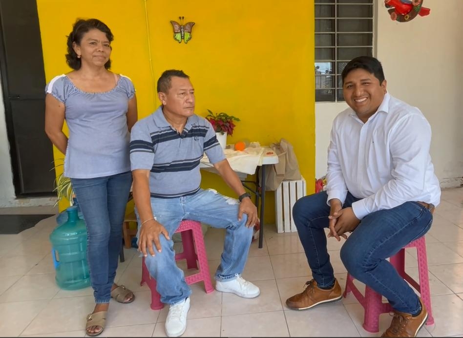 Rogerio Castro beneficia familias de Mérida con 'Responsabilidad Compartida' de Infonavit