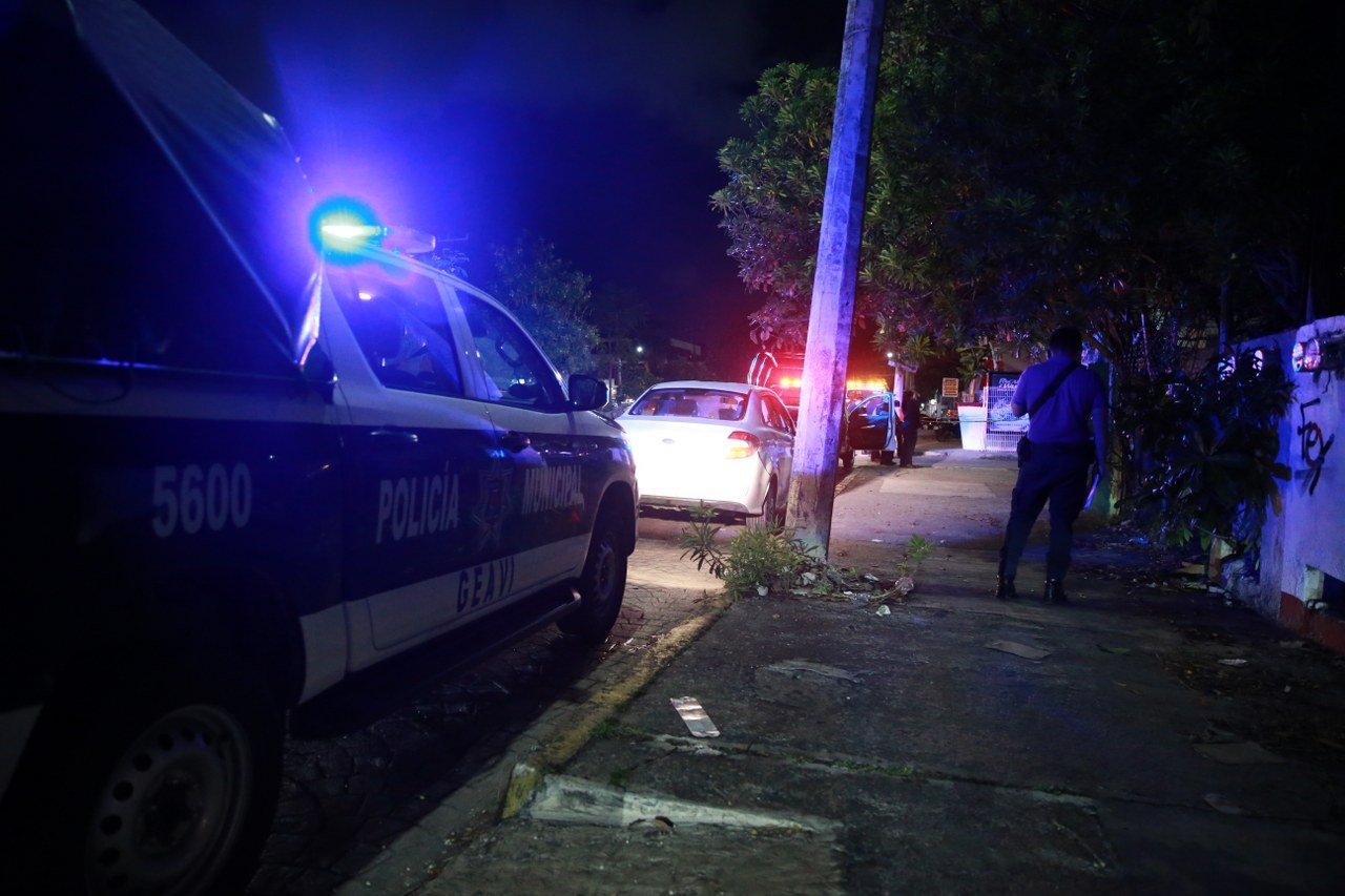 Trasladan a Puebla restos del veterinario baleado en un violento asalto en Cancún