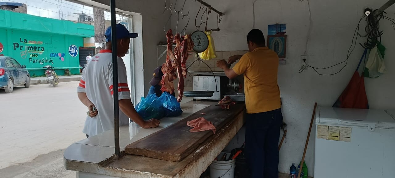 Carniceros cierran sus negocios en Candelaria por la Cuaresma