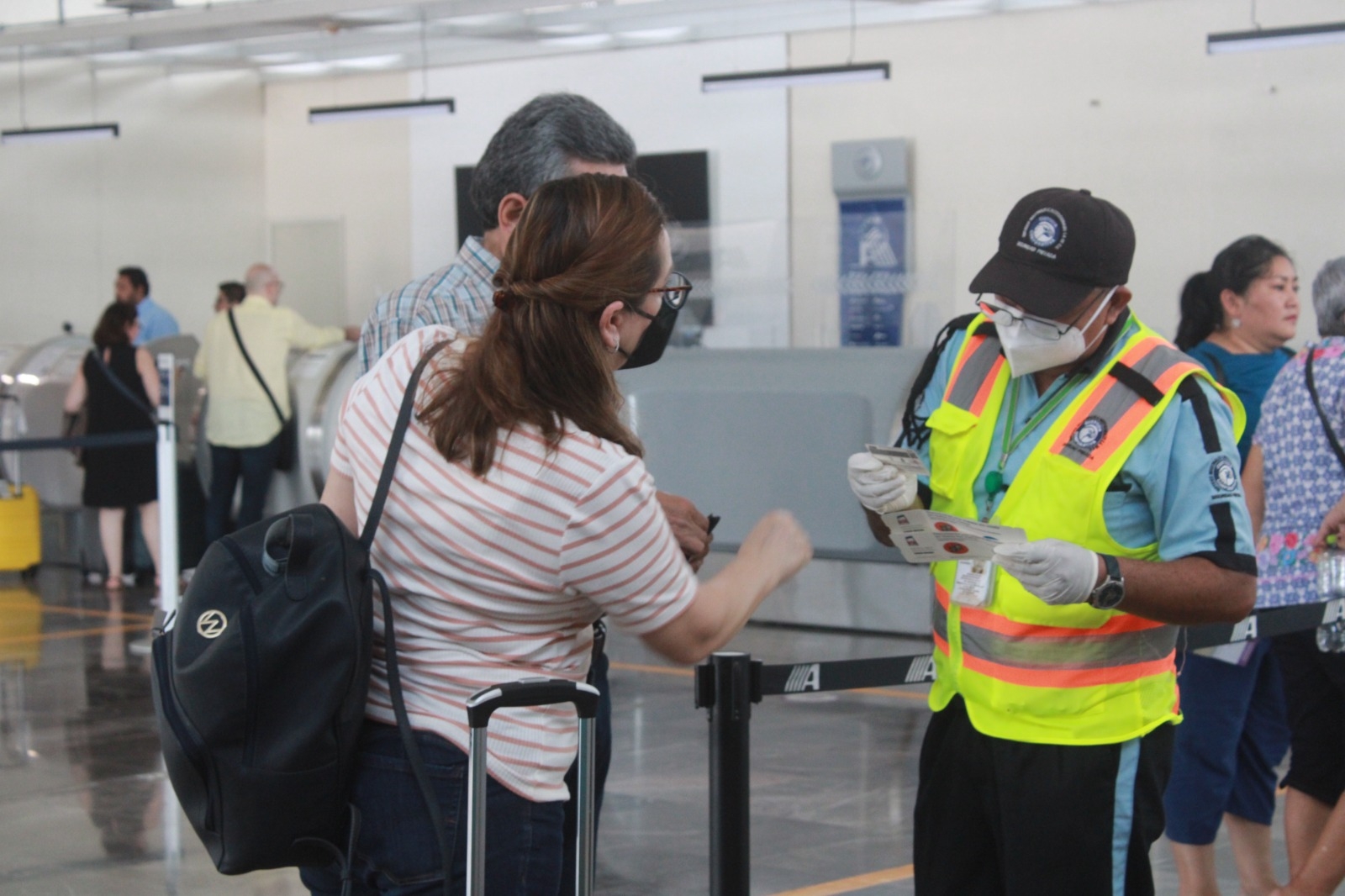 Reportan 250 pasajeros en el aeropuerto de Campeche previo a la Semana Santa
