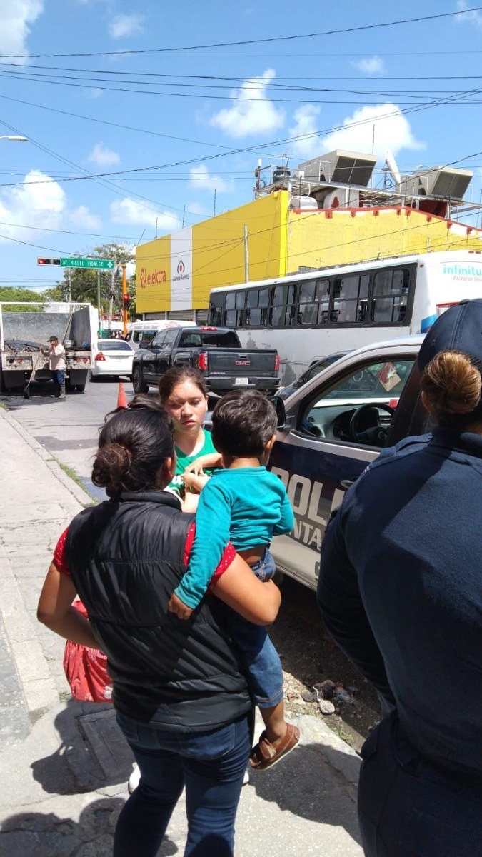 Presunto robo de menor en el Centro de Cancún moviliza a policías