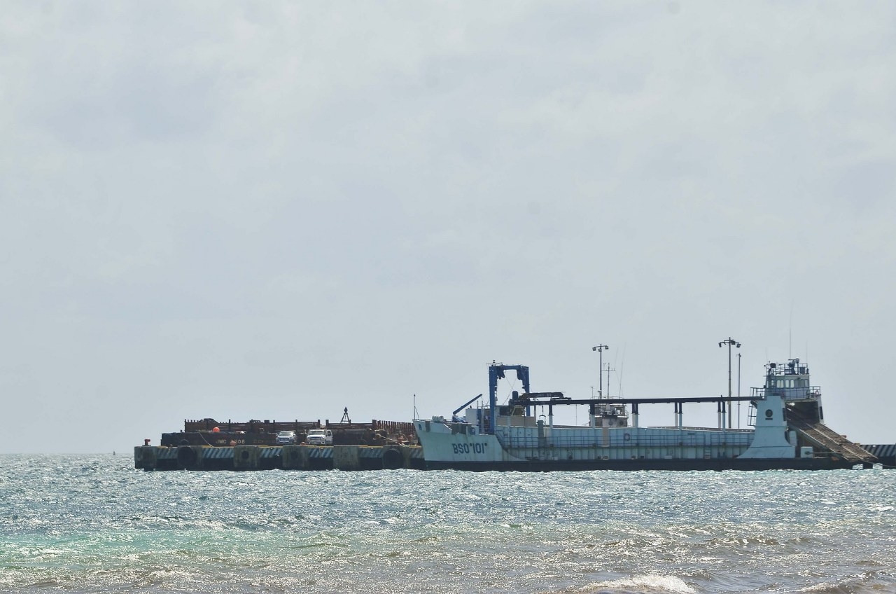 Autoridades de Puerto Morelos preparan el descargue de balasto para el Tren Maya