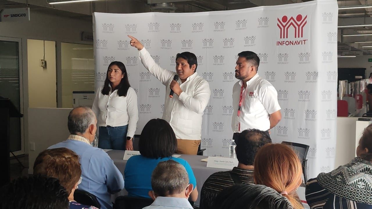 Infonavit devuelve recursos de la subcuenta de vivienda a 65 personas de Yucatán