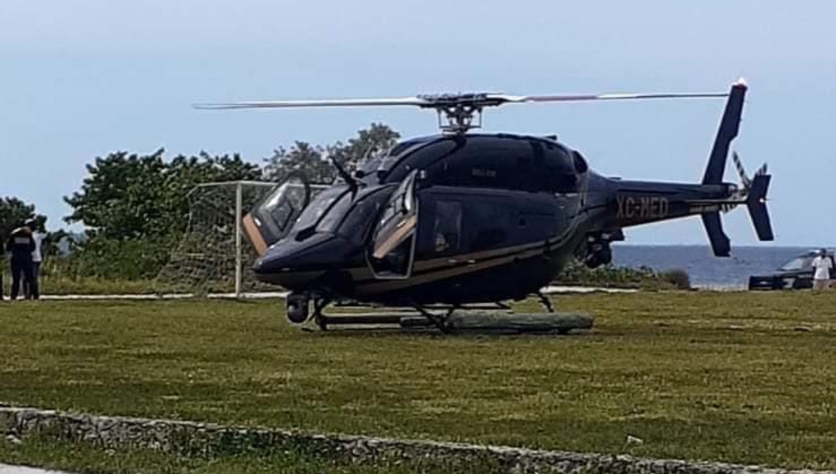 Un helicóptero de la SSP Yucatán sobrevuela Dzilam de Bravo