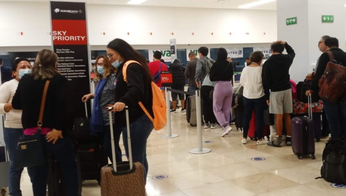 Cierran aeropuerto de Mérida por neblina; vuelo de Volaris, sin poder aterrizar