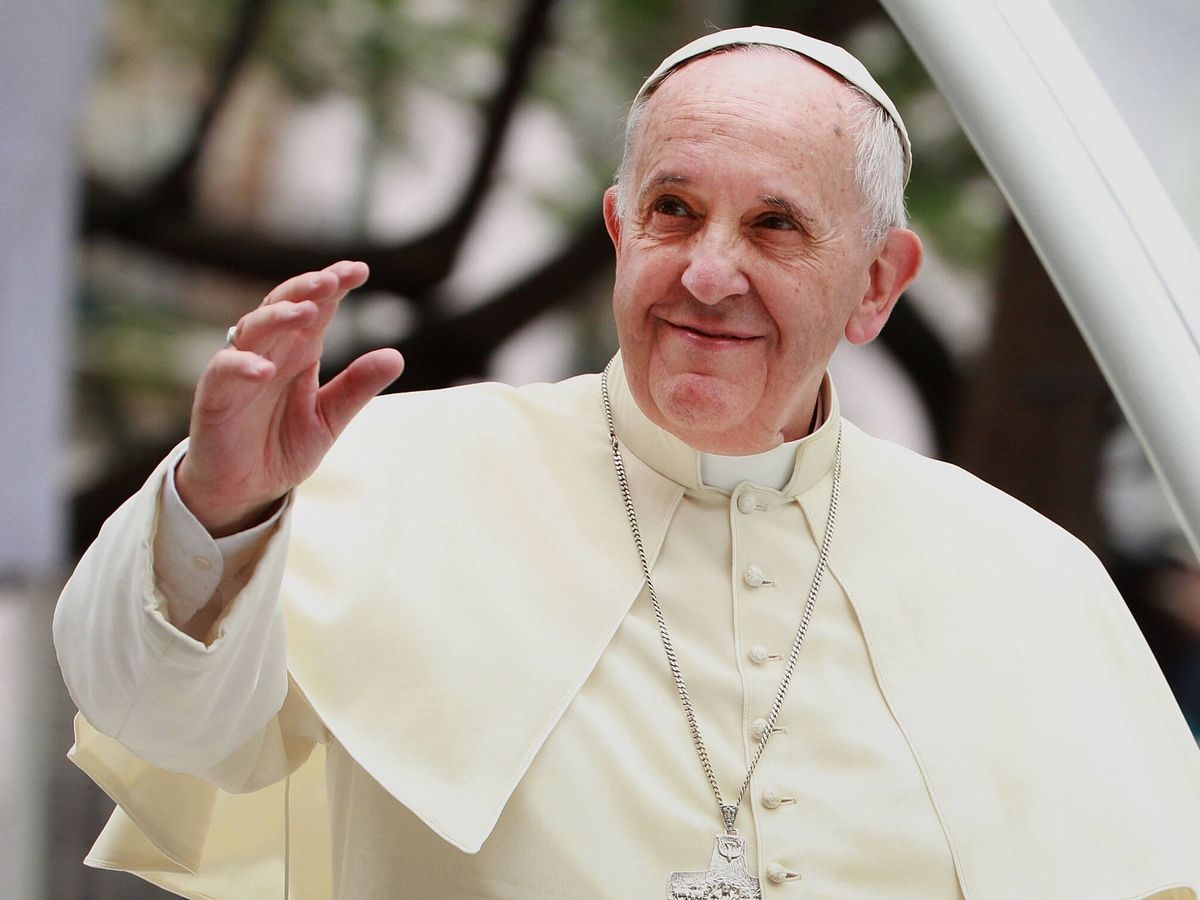 Mejora estado de salud del Papa Francisco, podría ser dado de alta el sábado