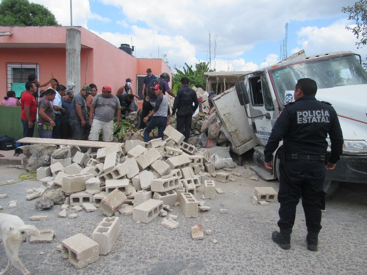 Joven muere aplastado por bloques de concreto en Tizimín