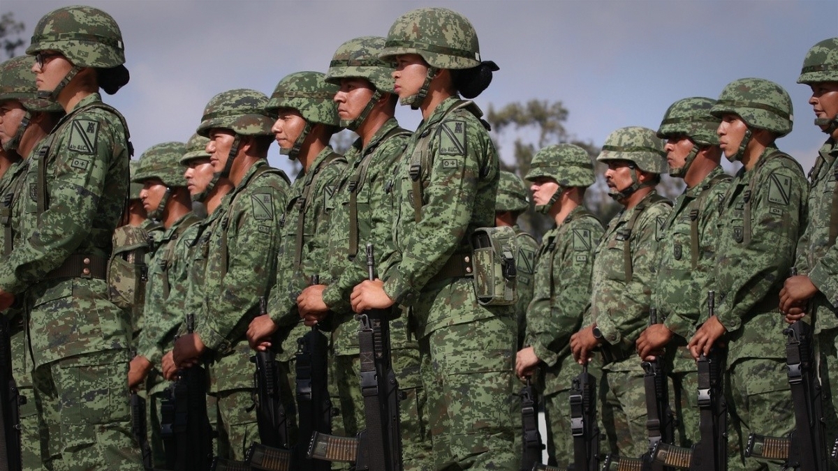 Sedena sube de rango a 230 generales y coroneles ratificados por el Senado en México
