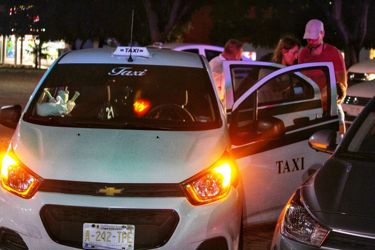 Socios de Uber en Cancún aseguran que persisten las agresiones; consideran acudir a CNDH