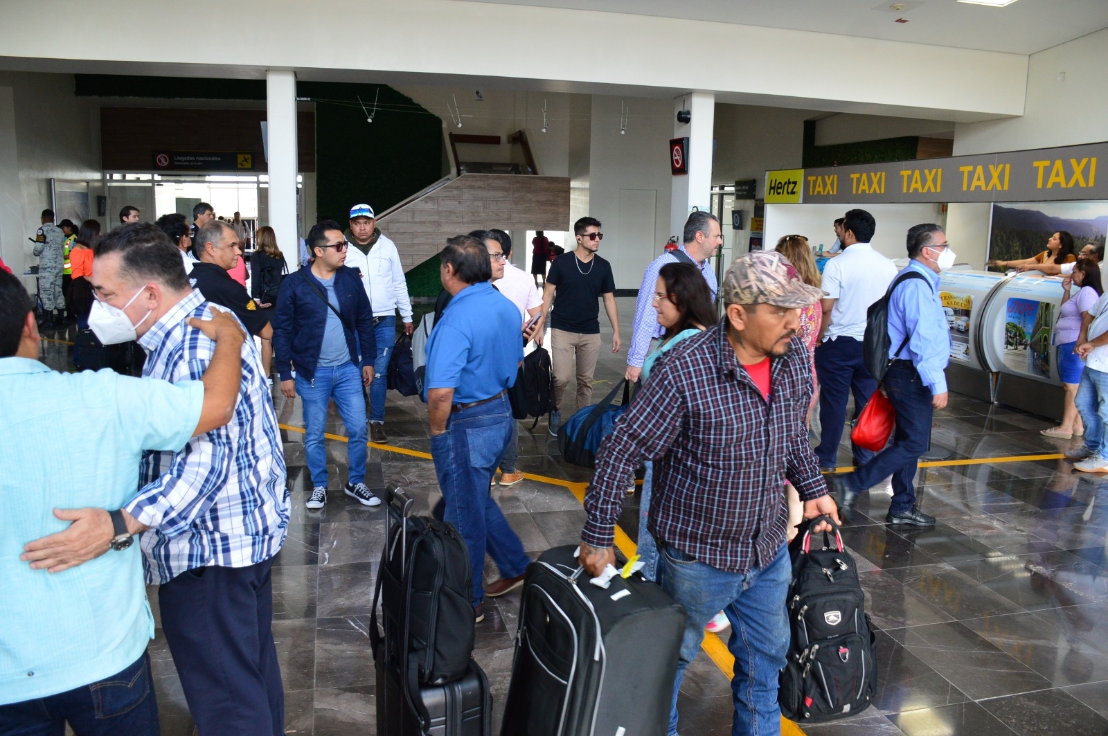 Casi 200 pasajeros fueron movilizados este 8M en el aeropuerto de Campeche