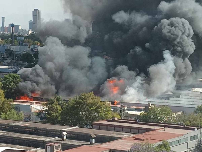 Estación de gas LP se incendia en Azcapotzalco: VIDEO