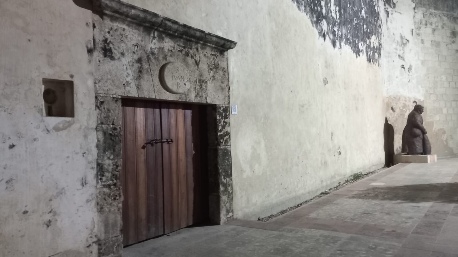 Pasaje del Baluarte de San Juan en Campeche, lugar con poca difusión