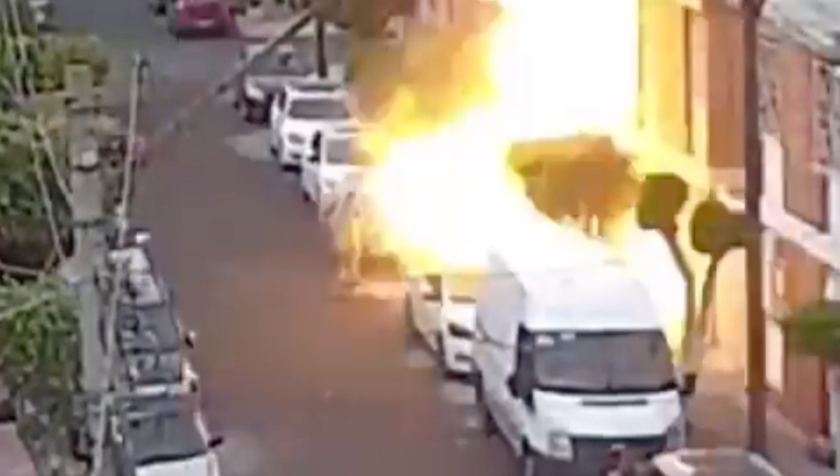 Queda en video el momento exacto donde explota una casa en Nezahualcóyotl, EdoMex