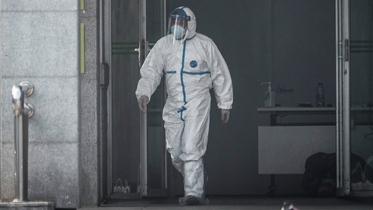 OMS anuncia primera muerte por gripe aviar H3N8 en China