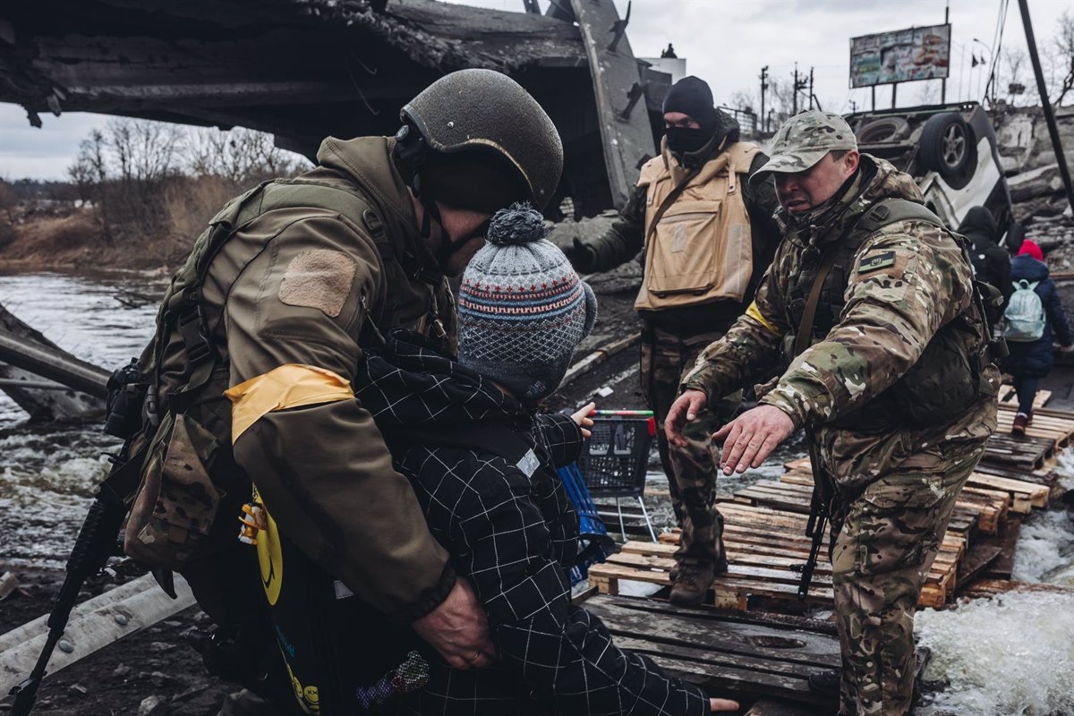 Por guerra en Ucrania van más de 340 mil muertos, revela documento de EU