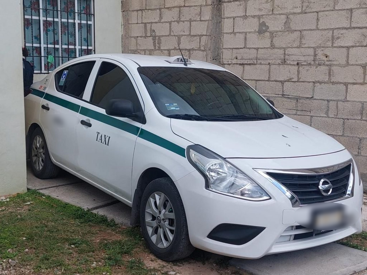 Taxista dispara en contra de otra unidad en Cancún