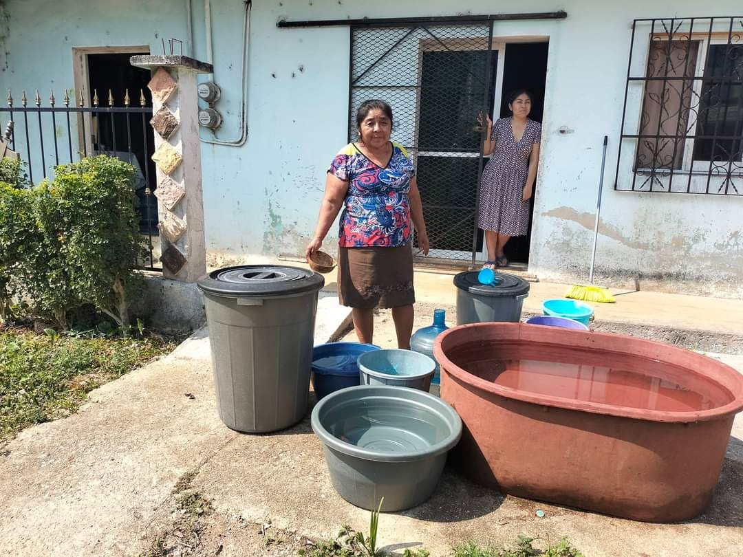 Vecinos de Oxkutzcab, Yucatán, llevan cinco días sin agua