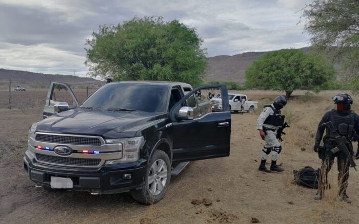 Enfrentamiento entre grupo armado y policías en Zacatecas deja cinco muertos