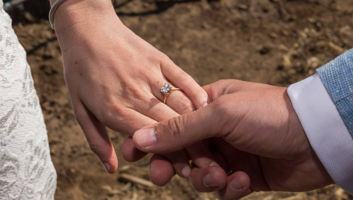 Estafadores románticos: Mujer de Aguascalientes paga por su anillo de compromiso y nunca lo recibió