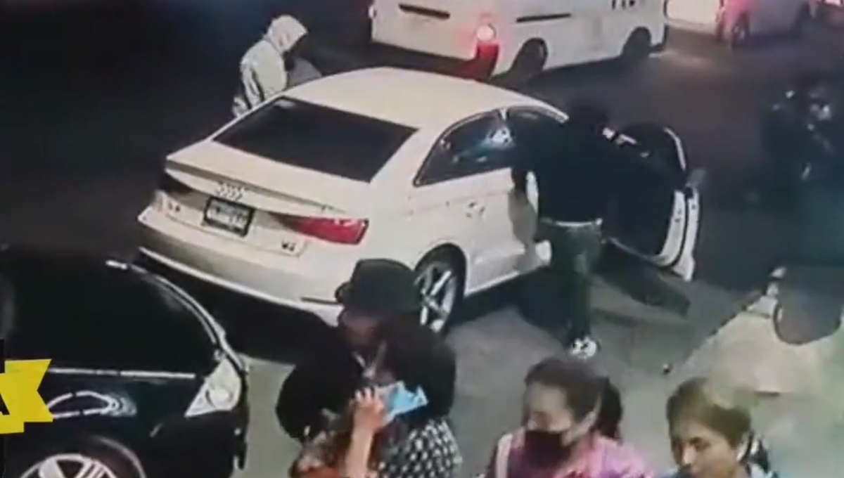 Captan a dos personas mientras robaban un vehículo en Naucalpan: VIDEO