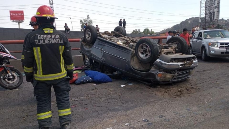 Accidente en la autopista México-Pachuca deja un muerto y 11 lesionados