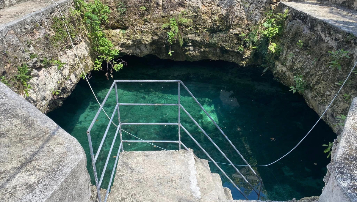 El cenote es de tipo abierto y se encuentra en Hunucmá, Yucatán