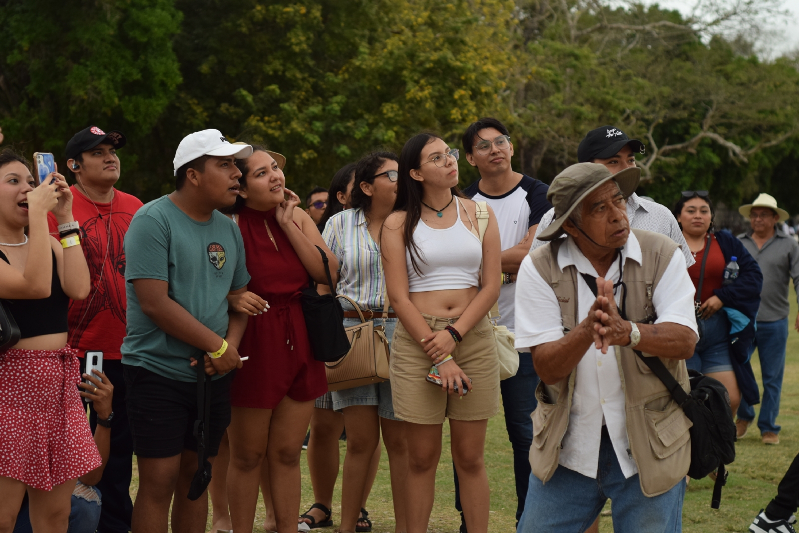Guías y artesanos de la zona se declararon indignados por los actos ilícitos cometidos en Chichén Itzá