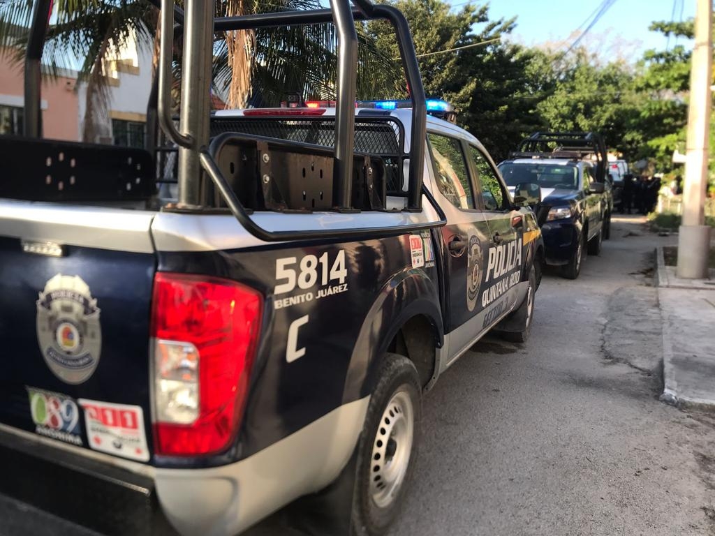 En Cancún, 30 mototaxistas intentan linchar a un policía tras golpear a su compañero