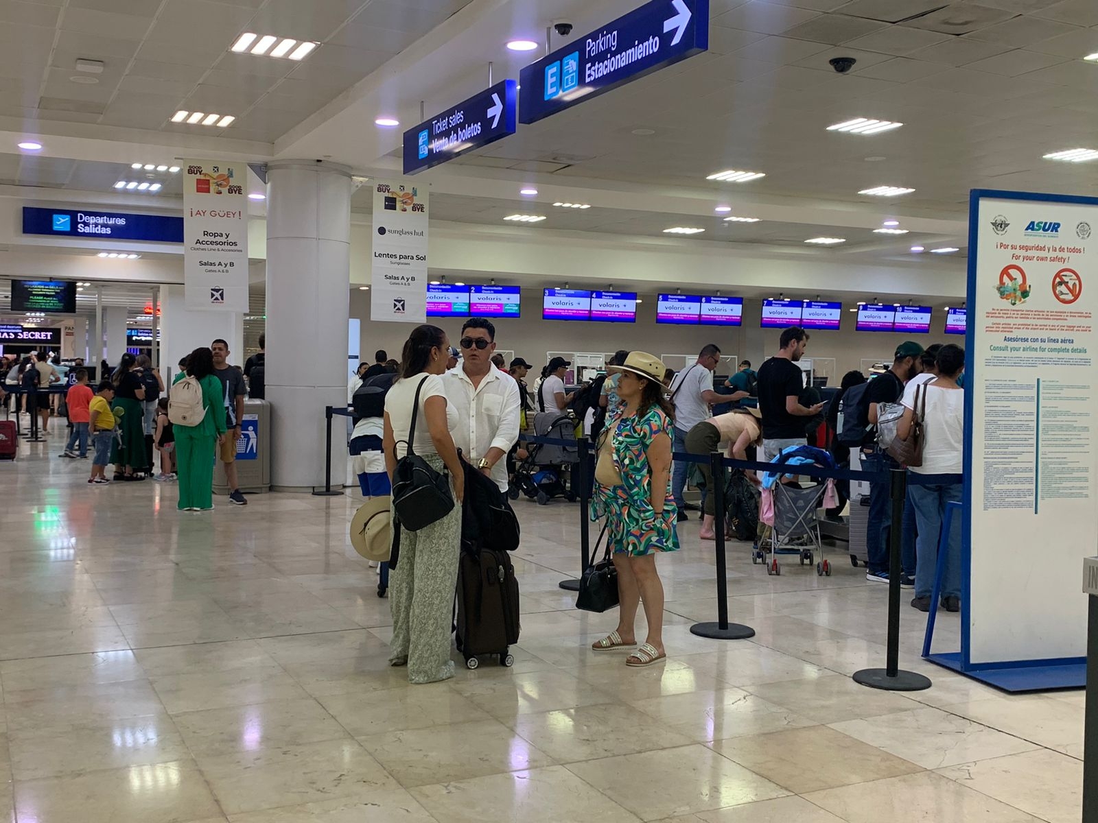 El aeropuerto de Cancún registra gran movilidad este sábado