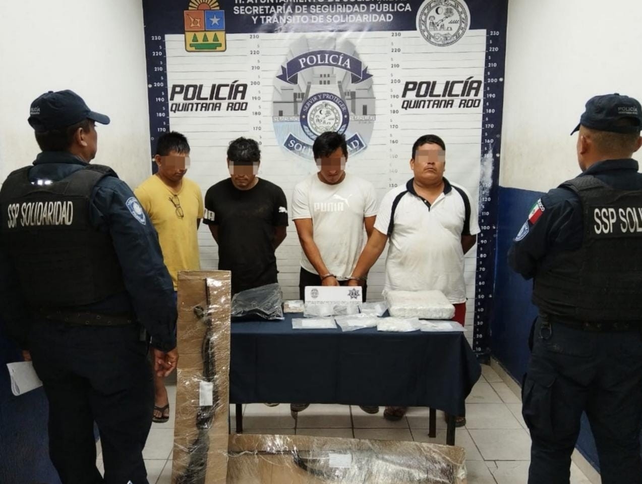 Detienen a siete personas en Playa del Carmen; decomisan armas de fuego y drogas