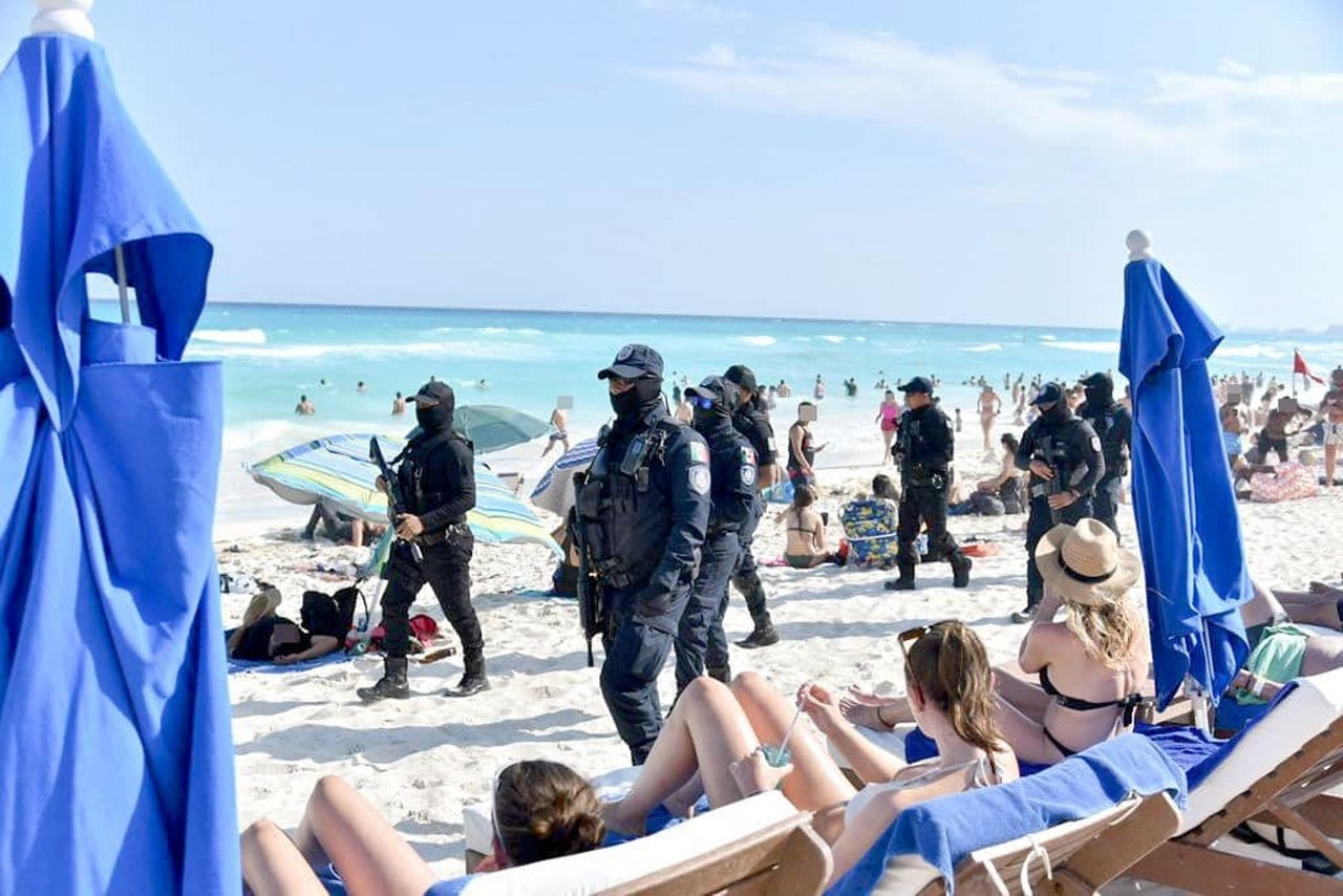 Reportan presunto arribo de una lancha con droga a la Zona Hotelera de Cancún