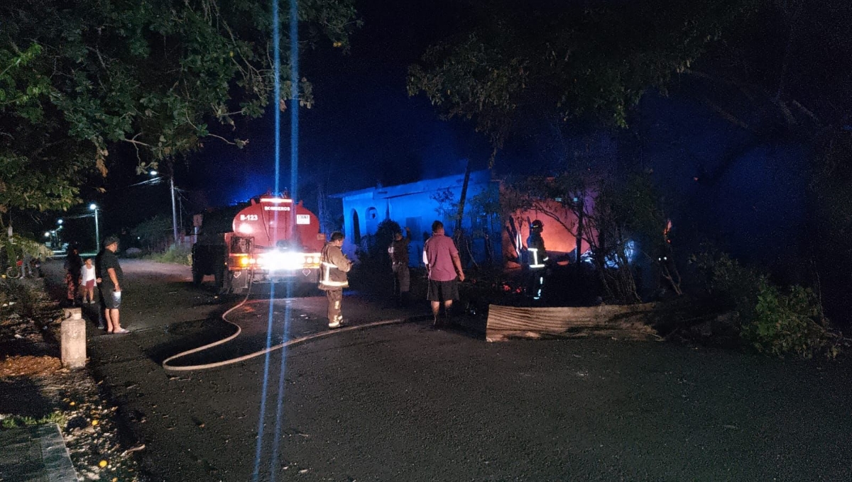 Incendio en una casa de Escárcega deja a un hombre con quemaduras en el cuerpo