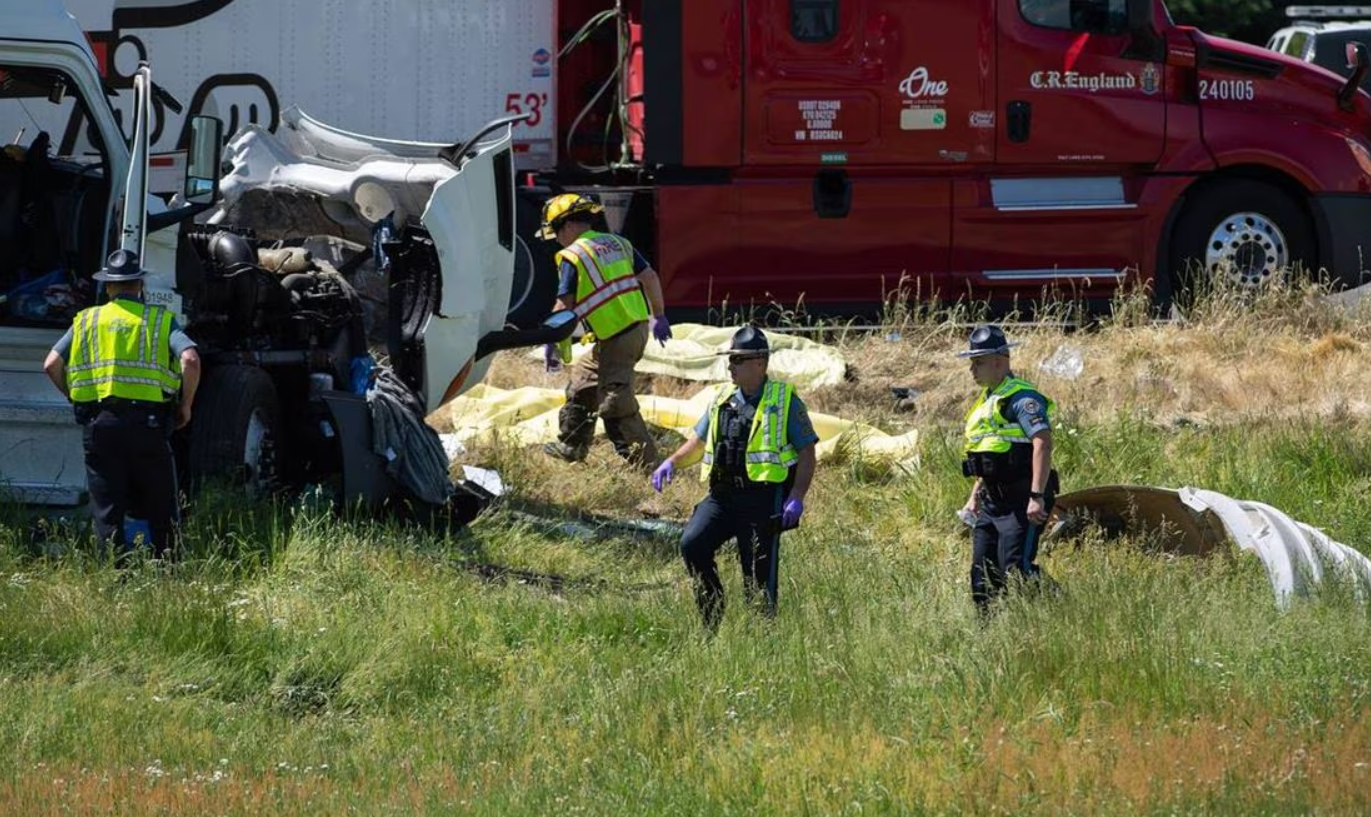 Accidente en autopista de Oregon, EU, deja 7 muertos y varios heridos