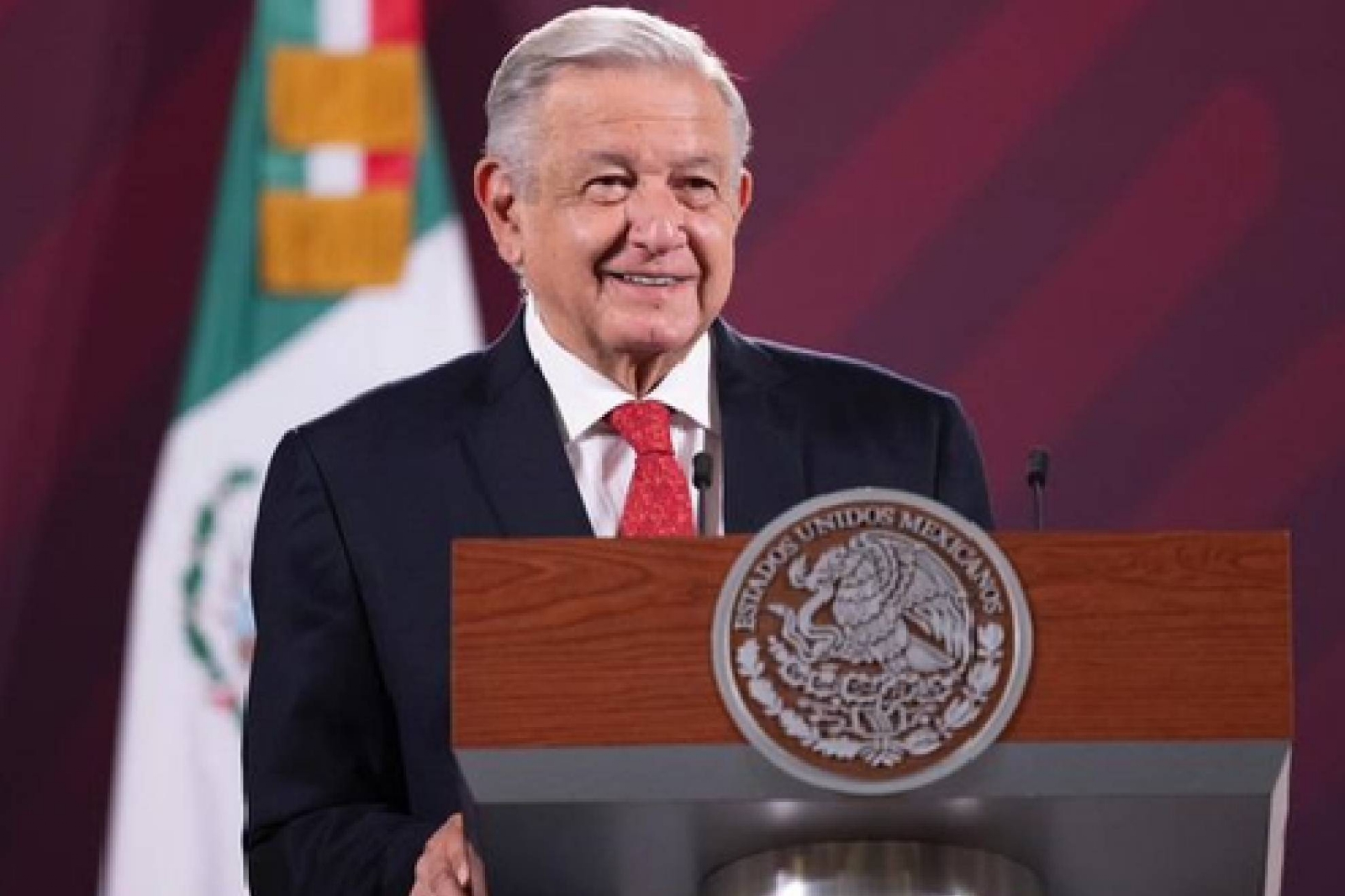 Inflación a la baja y economía de México a la alza, destaca AMLO en la mañanera