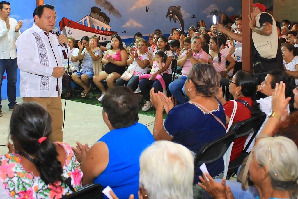 Joaquín Díaz Mena refuerza los programas federales en el Sur de Mérida