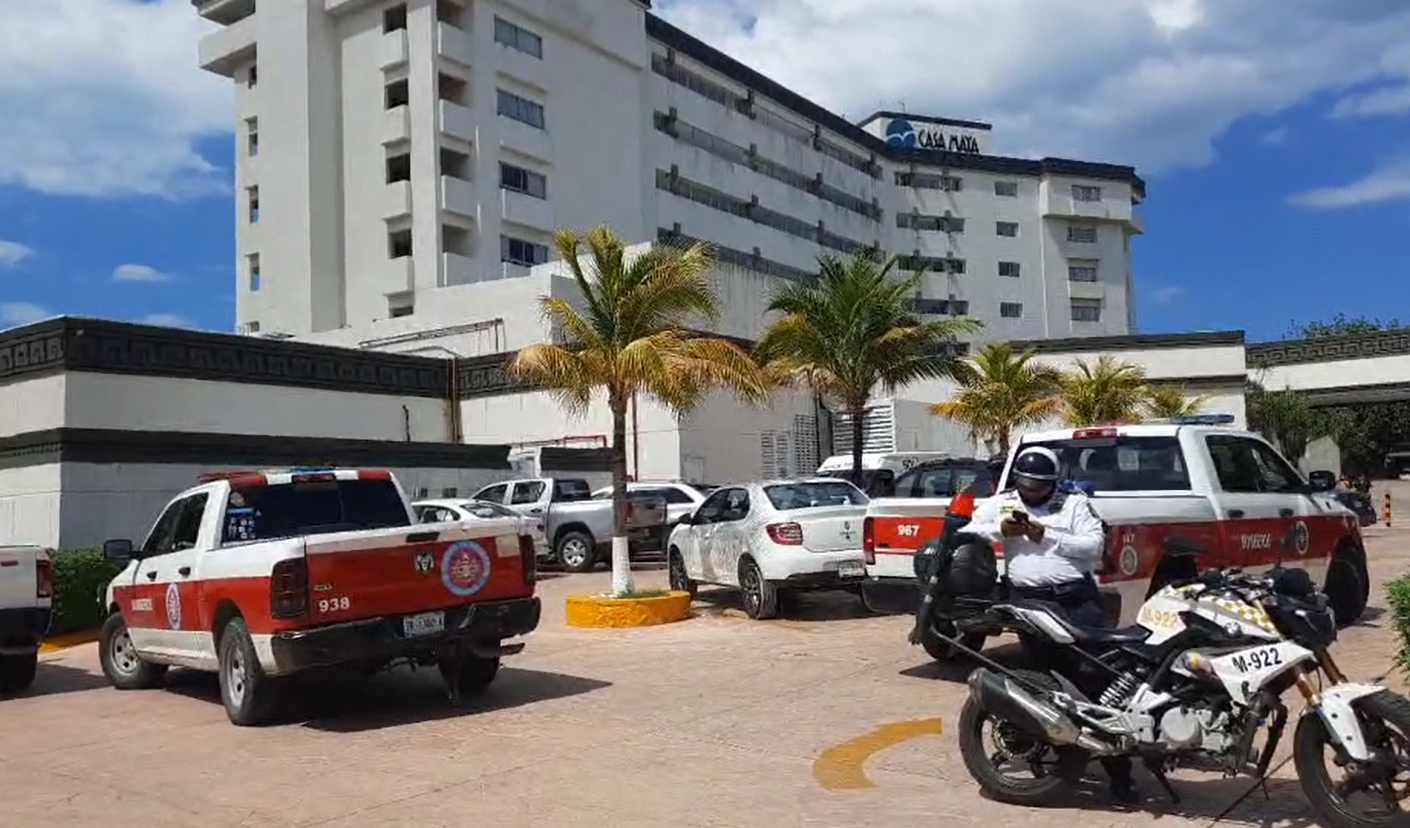 Reportan incendio en la Zona Hotelera de Cancún