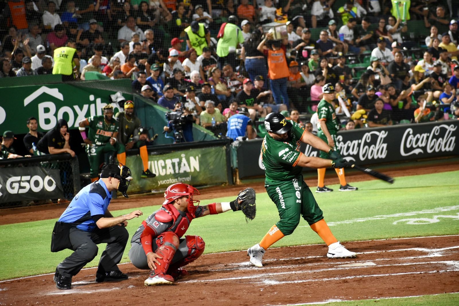 Leones de Yucatán pierden 7 a 2 ante Diablos Rojos de México.en el Parque “Kukulcán”