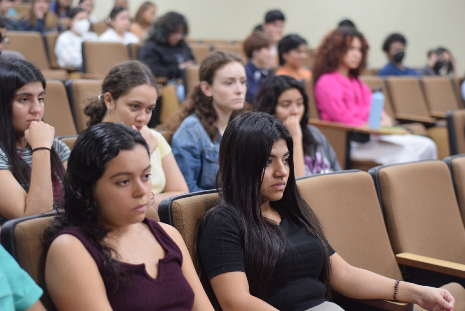Estudiantes de Yucatán buscan otras opciones ante el posible rechazo de la UADY