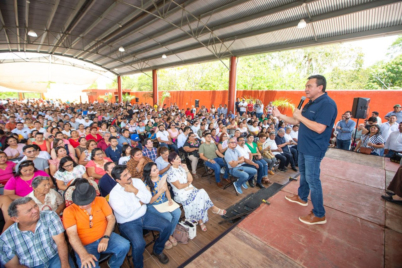 Liborio Vidal reunió a tres mil personas en sus 'Encuentros Entre Amigos' en Motul