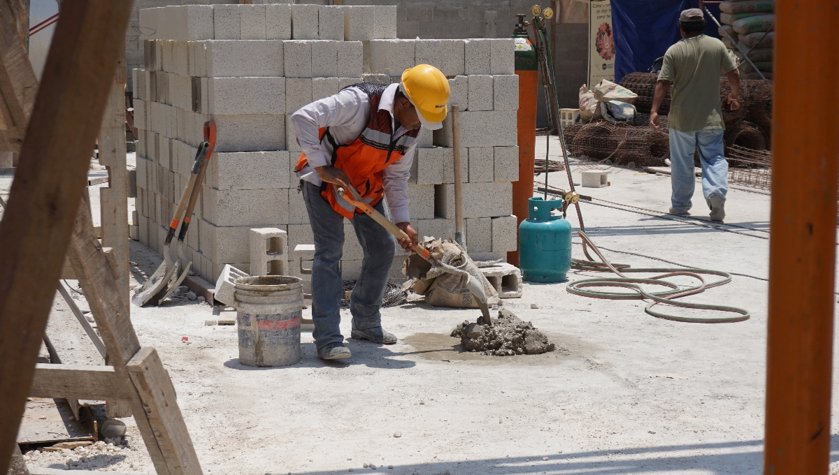 Los trabajadores están dedicados a la construcción por ser lo más práctico