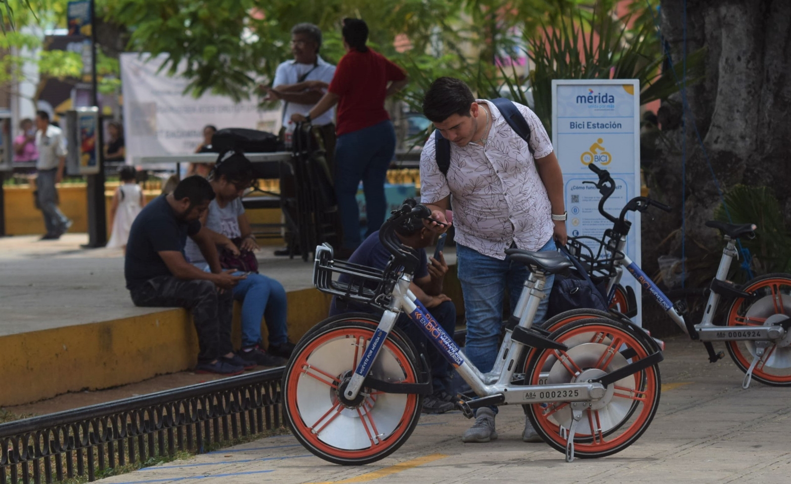 Renán Barrera usa En Bici en Mérida para deslumbrar, no piensa en el usuario: Diputado