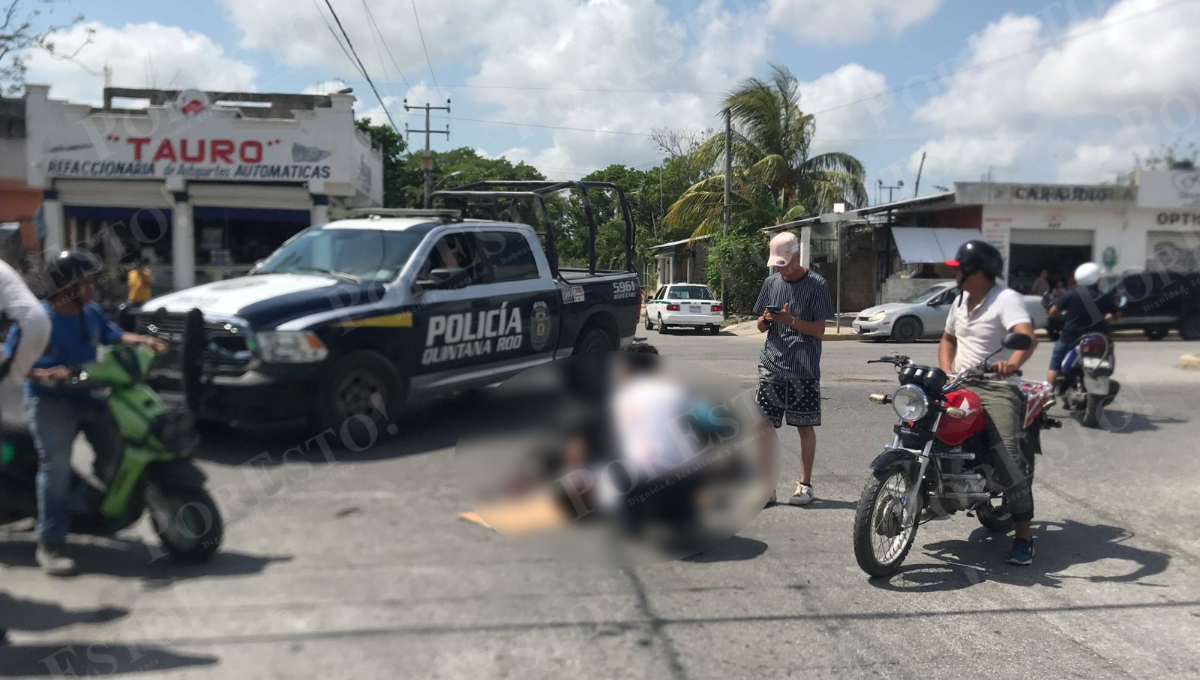 Motociclista resulta lesionado tras chocar en la Región 101, en Cancún