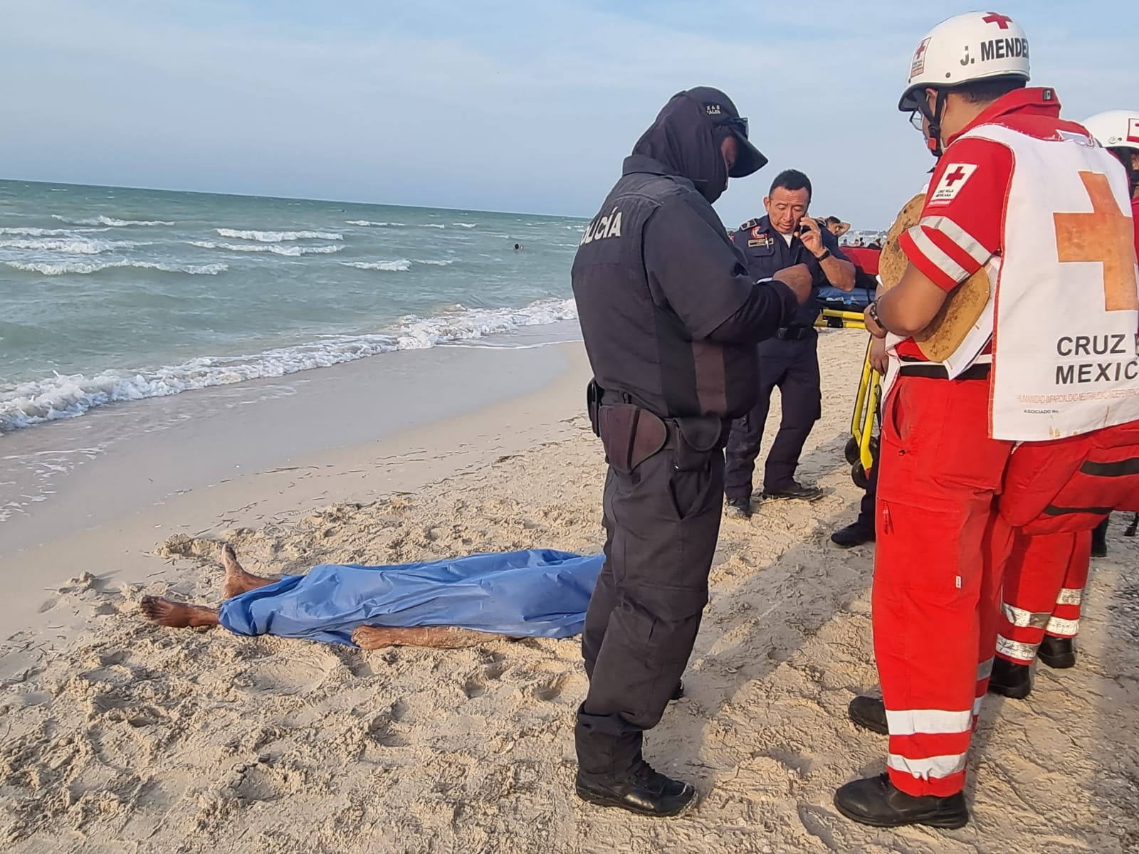 Muere ahogado joven bañista en el mar del Malecón Tradicional de Progreso
